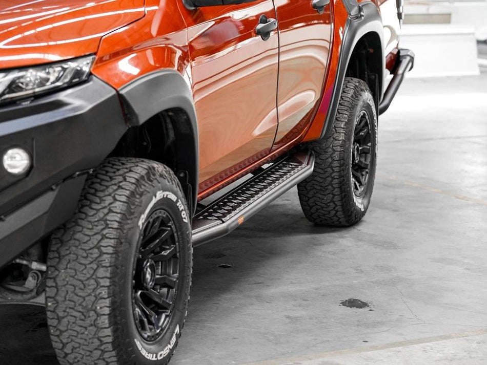 PIAK Rockrunner Side Steps for Mitsubishi Triton (2019 on)